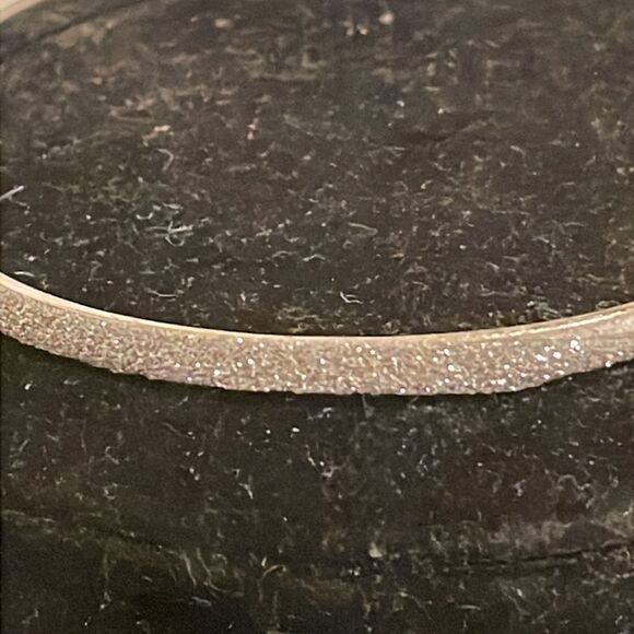 7.5” silver tone textured and smooth polished bangle bracelet - Picture 8 of 10
